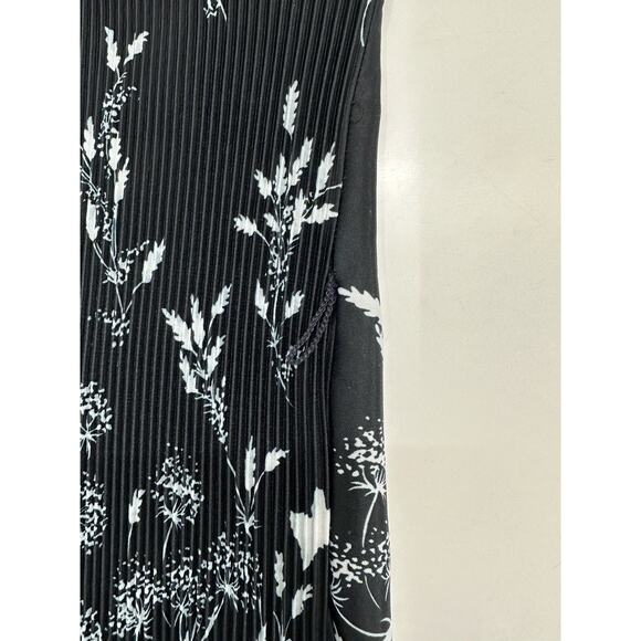 Womens Laurel Ridge Shirt Size 16 Black and White Floral 3/4 Sleeve Button Up - Picture 4 of 11